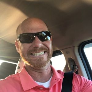 Meet your Posher, Robby